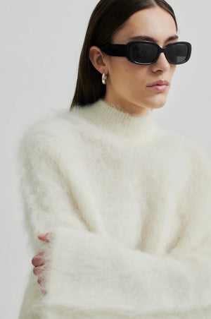 Isaky Knit