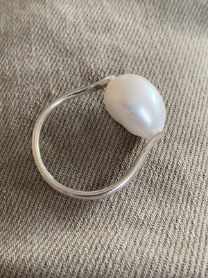 Pearl Ring - Silver